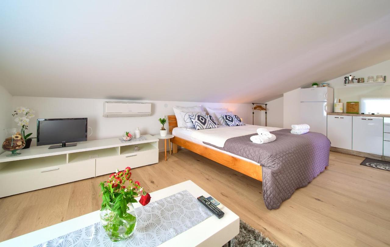 Apartments Sinisa - City of Krk - B&B Krk