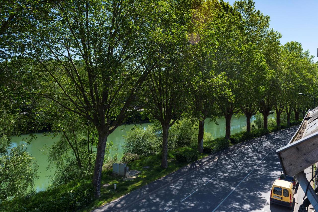 ESCALE À ÉPERNAY BORDS DE MARNE APPT 2/4 PERS - B&B