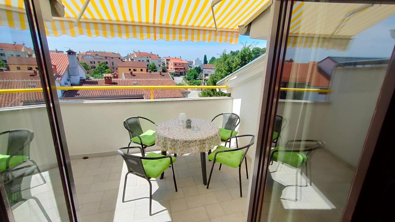 Appartamento con 2 Camere da Letto e Balcone