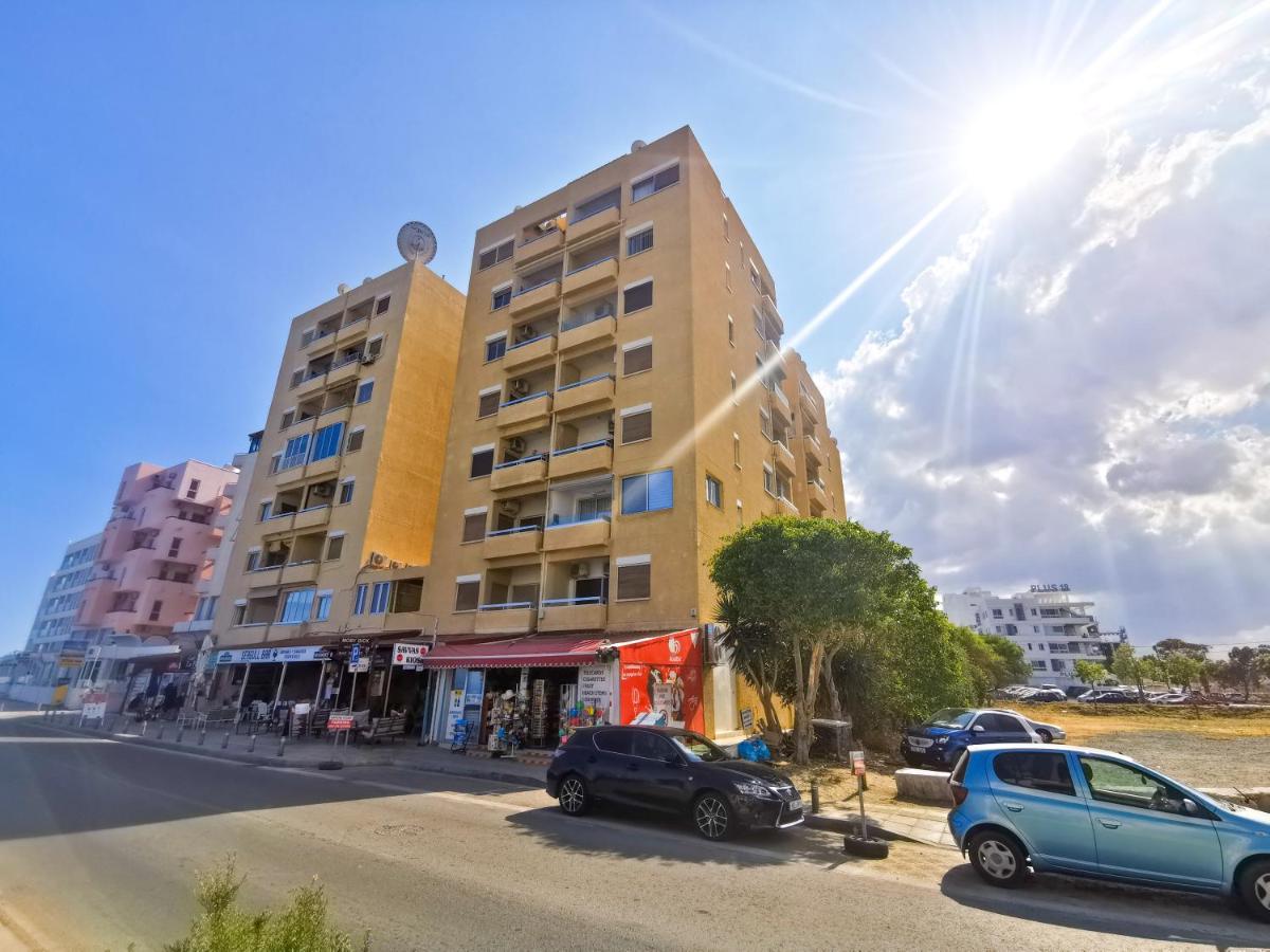 Sea-Esta Seaview Apartment, 200 meters to the beach - B&B