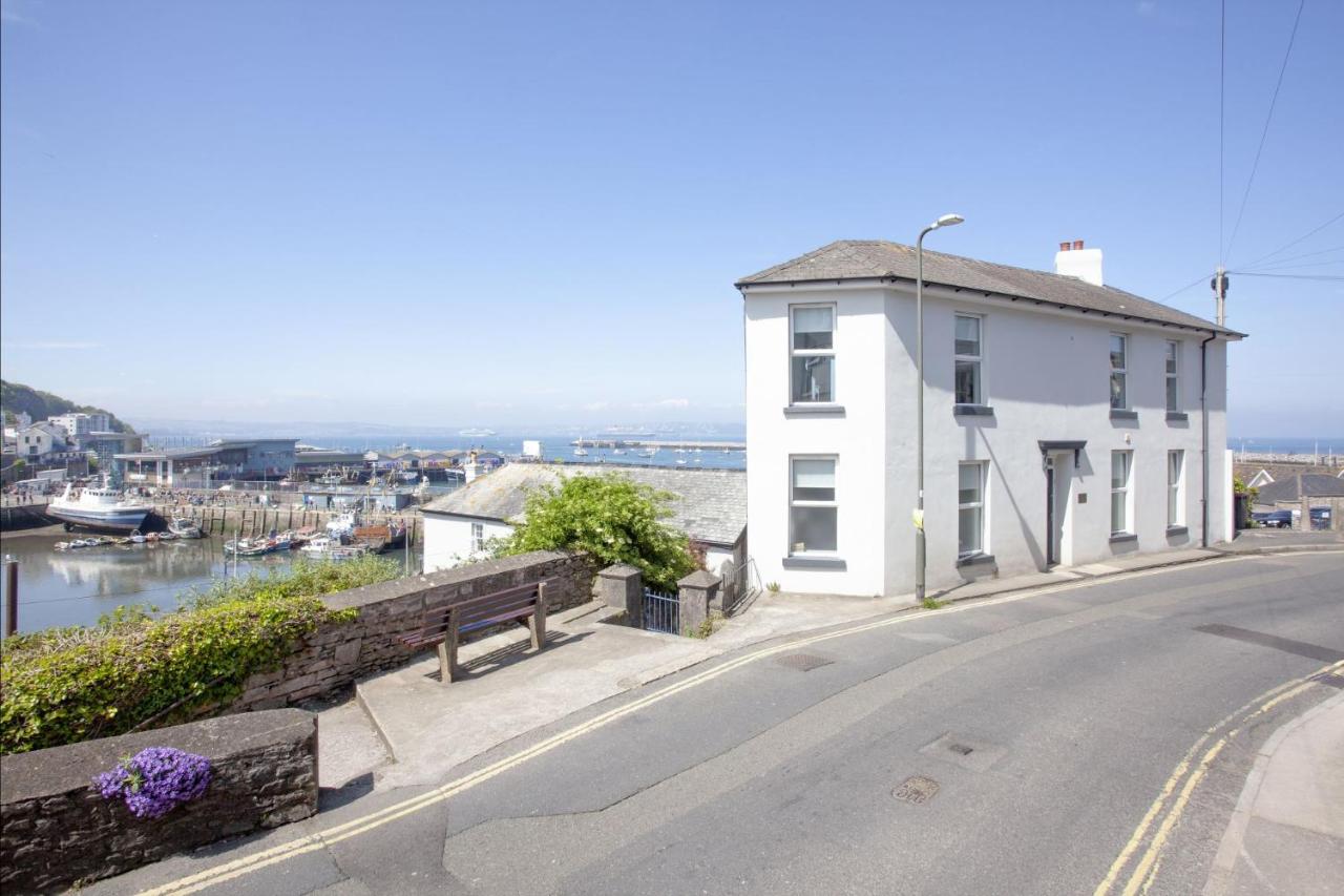 Harbour Views, Wi-Fi, Parking - B&B Brixham