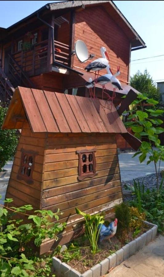 Садиба у Сколе Карпатський чан - B&B