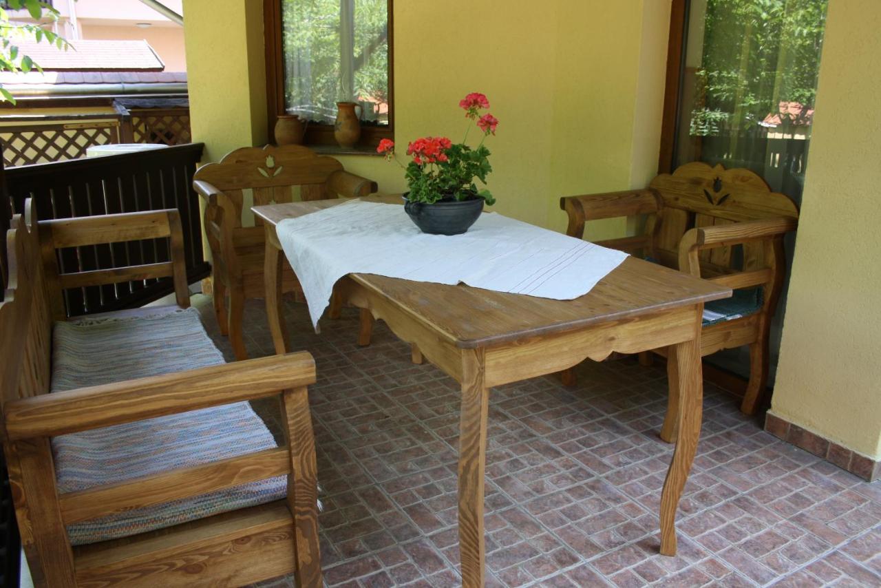 Harmónia Apartmanház - B&B Hajdúszoboszló