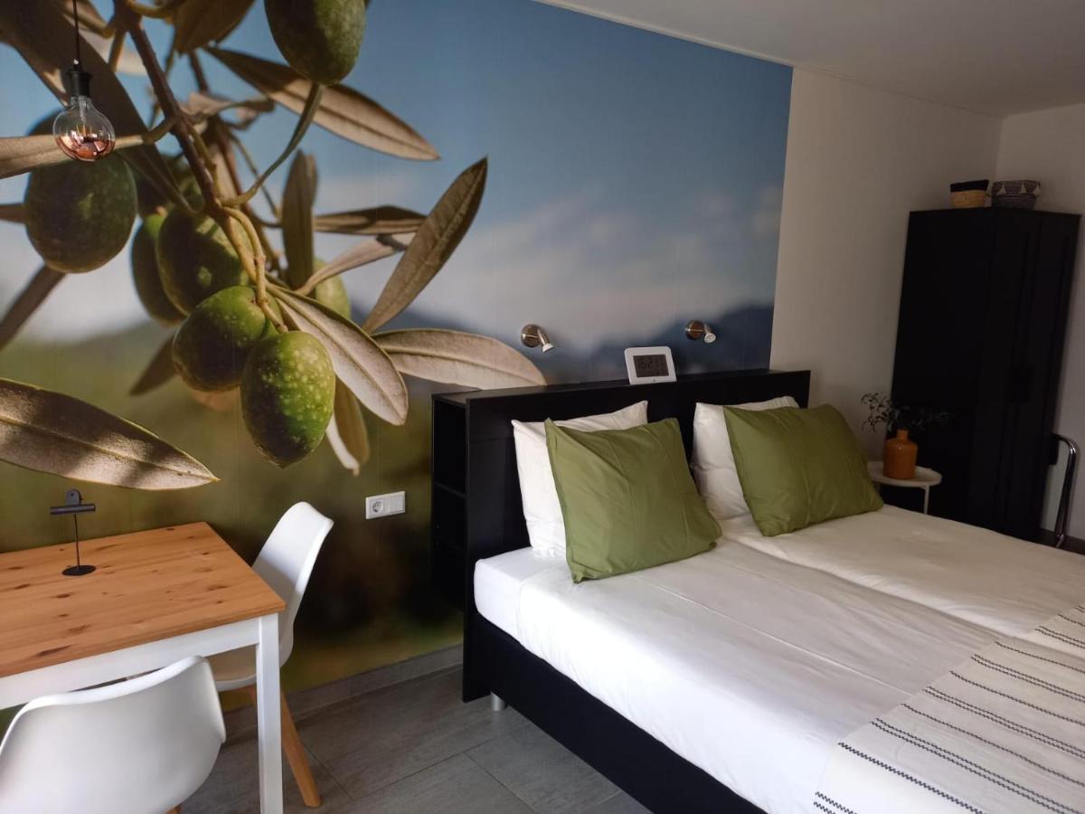 Os Mundos - B&B