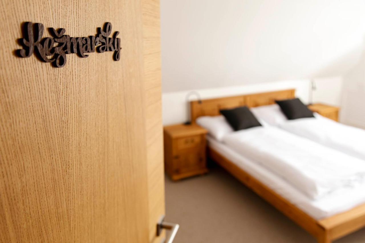 Doppelzimmer mit Gartenblick