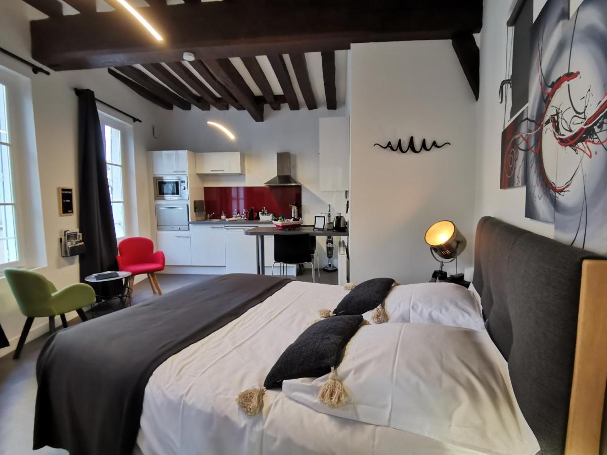 Le Saint-Aignan, Nuits-chartraines, Parking privé a quelques minutes, 3 étoiles - Chambres d’hôtes Chartres