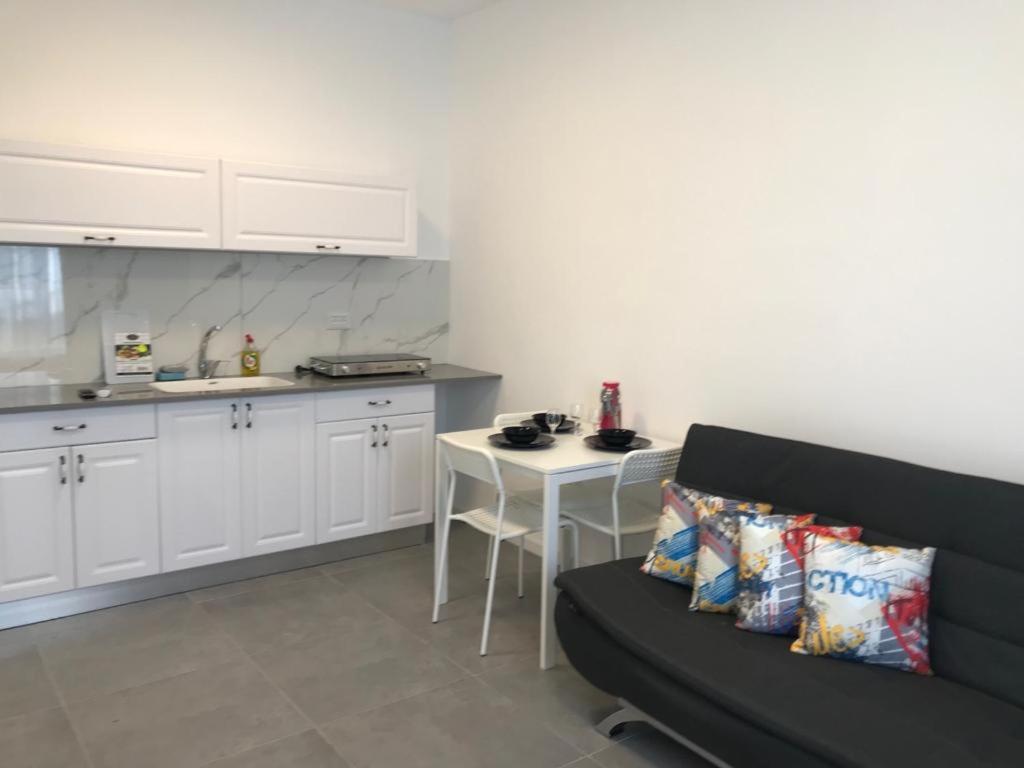 Isramax low-cost apartment near the sea. - Ferienwohnung Bat Jam