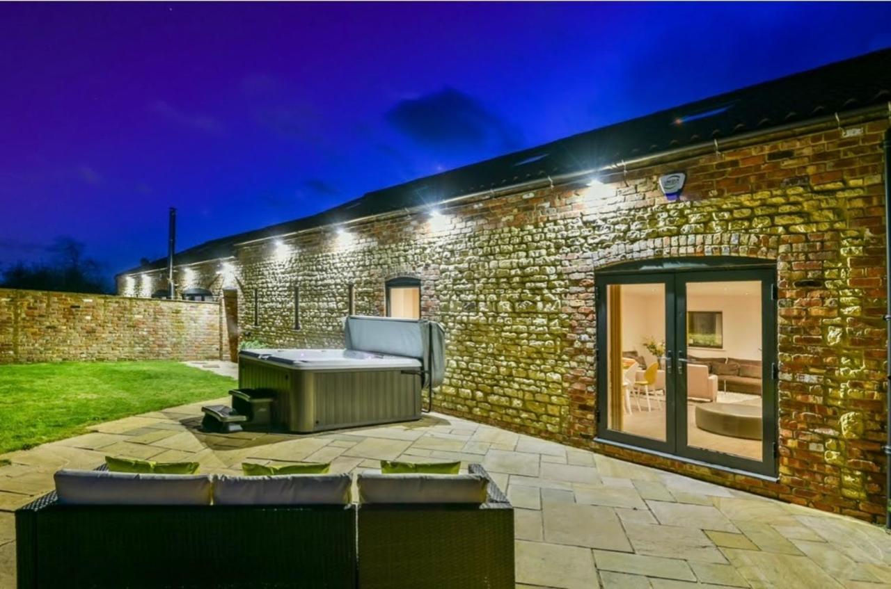 Immaculate 4-Bed Cottage in Lincoln - Ferienwohnung
