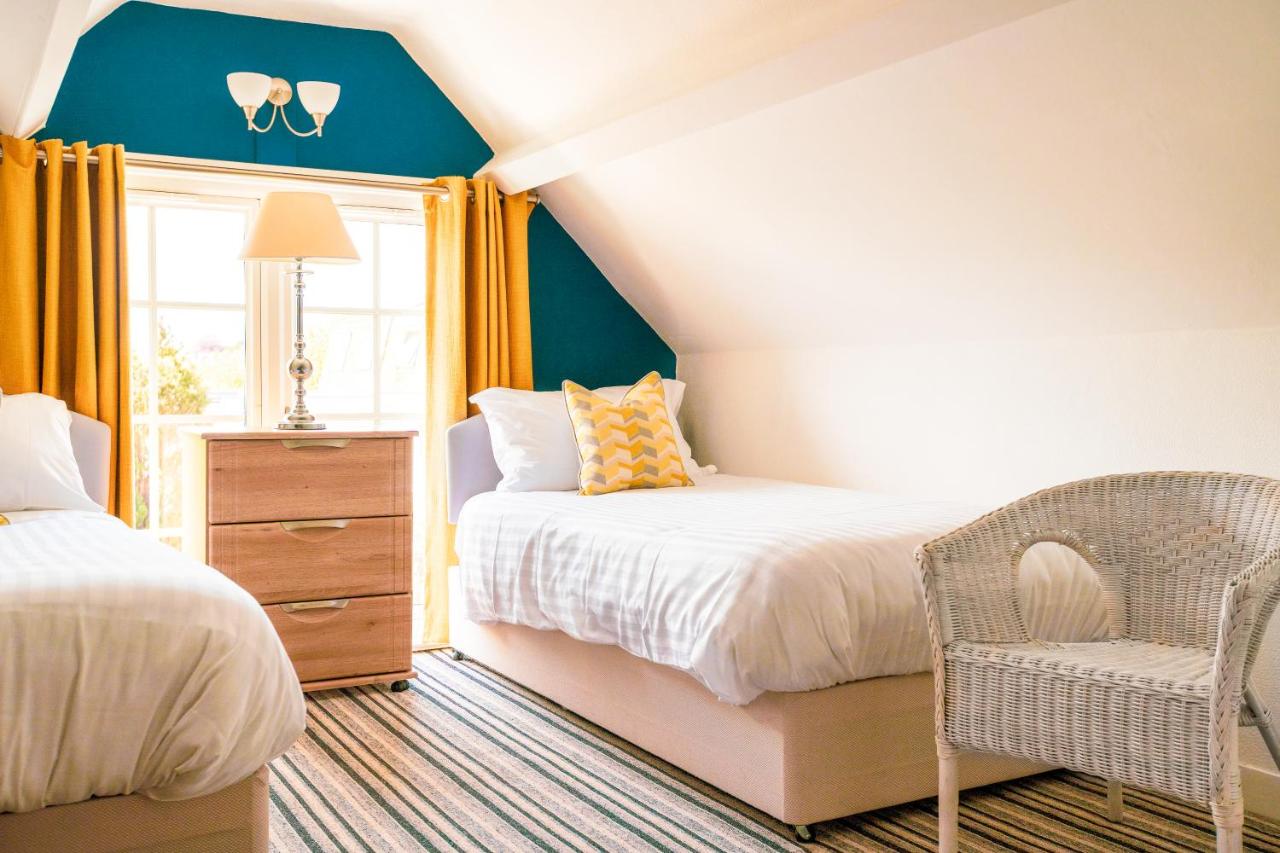 Kleines Zweibettzimmer