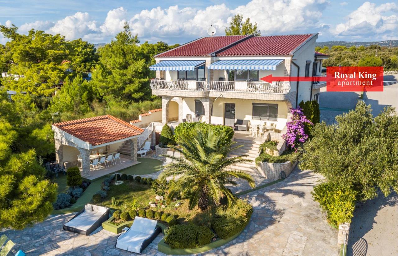 Appartement avec Balcon et Vue sur la Mer