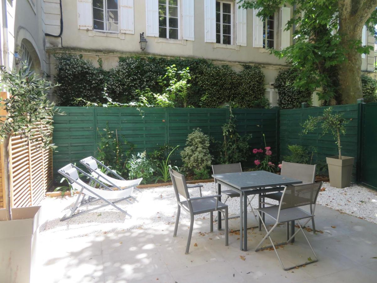 La Verrière du Palais - Triplex contemporain avec jardin - B&B Avignone