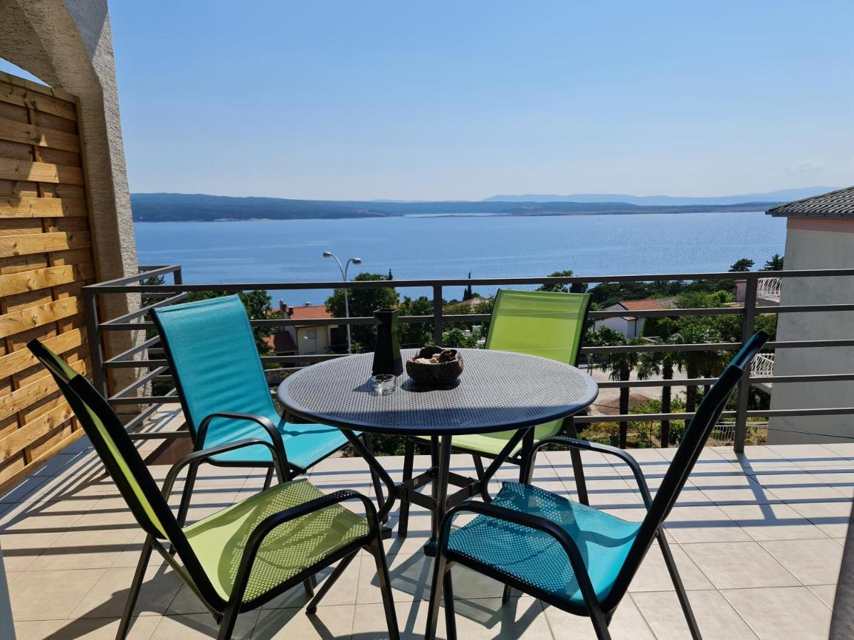 Apartments Lounger Crikvenica - Chambres d'hôtes Crikvenica