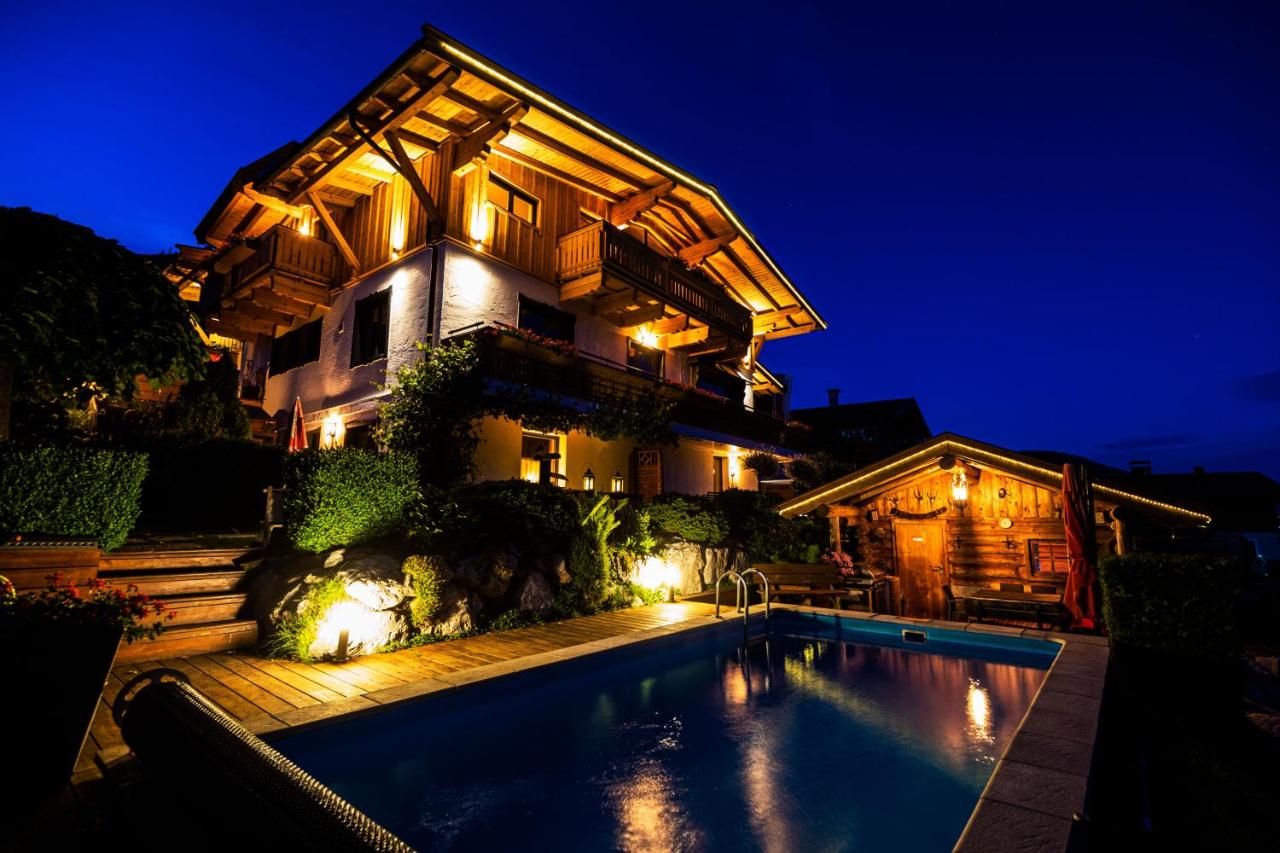 Landhaus Kitzblick - B&B Piesendorf