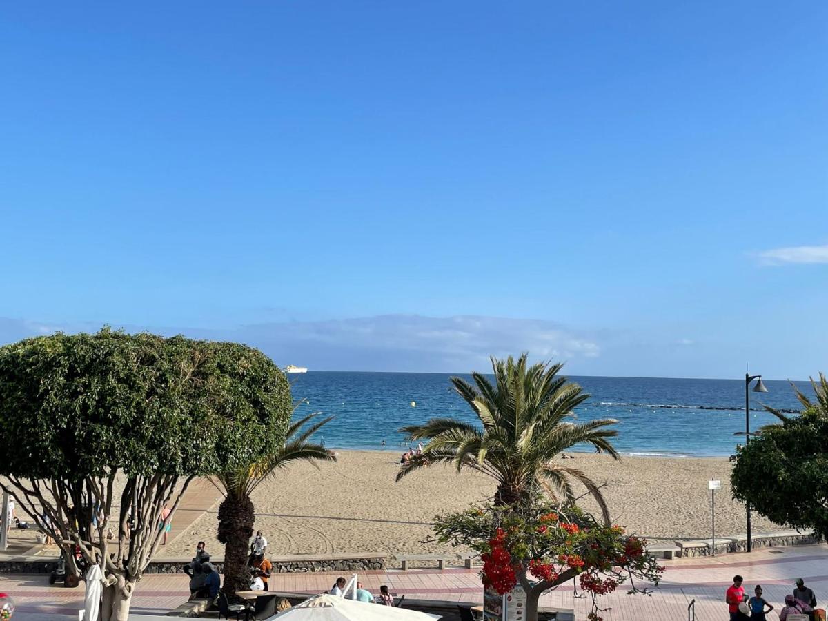 Playa de las Vistas Los Cristianos WIFI BEACH VIEW, Tenerife, Spain