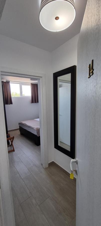 Standard Zimmer mit Kingsize-Bett