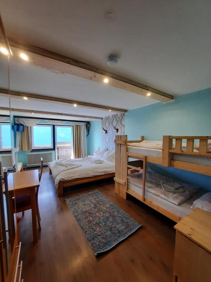 Quadruple Room with Mountain View
