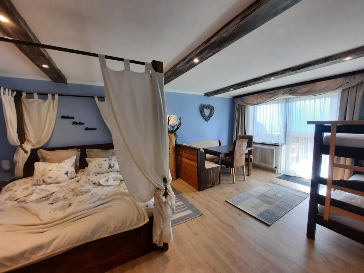 Quadruple Room with Mountain View