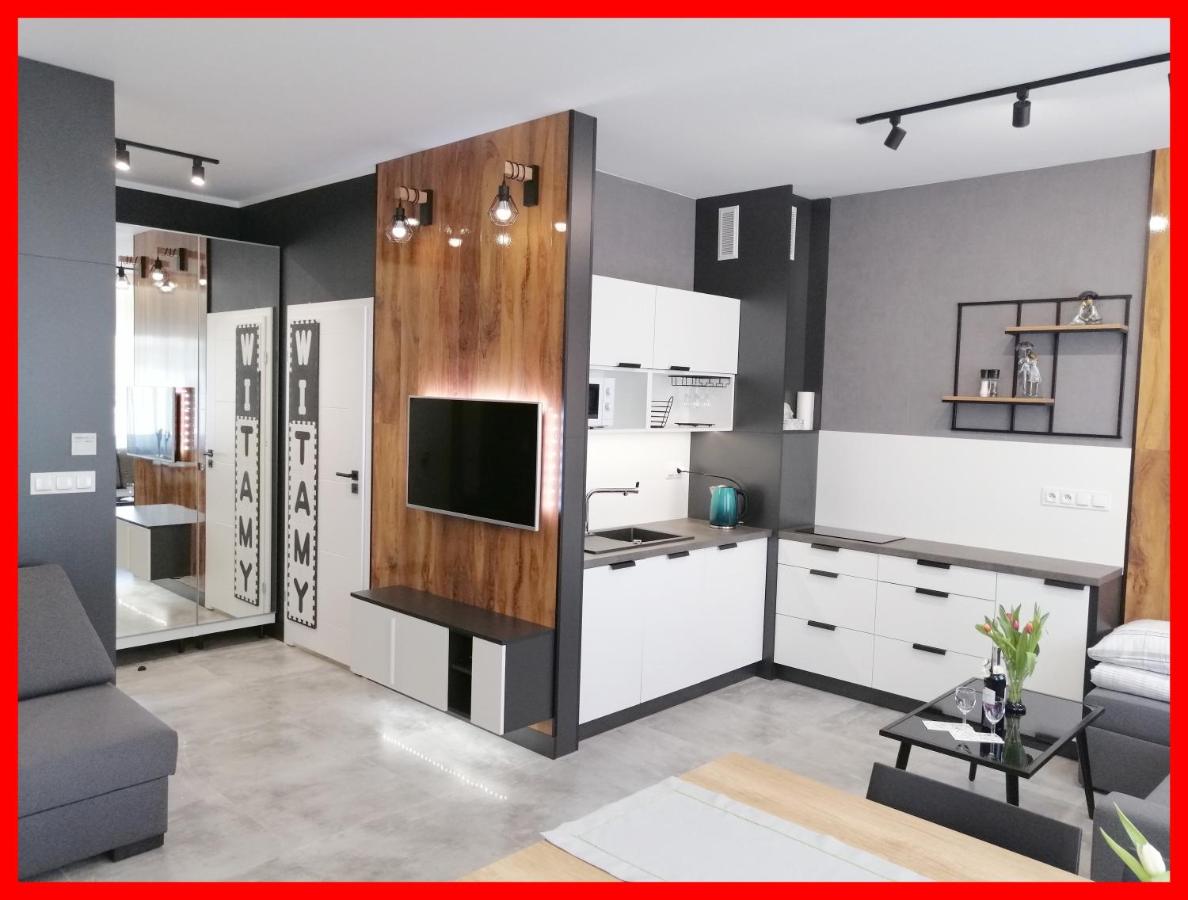 Noce w Jelonce - Nowoczesny Apartament typu Studio w Centrum Jeleniej G - z garażem dla 1-4 osób - Bed and Breakfast Jelenia Góra