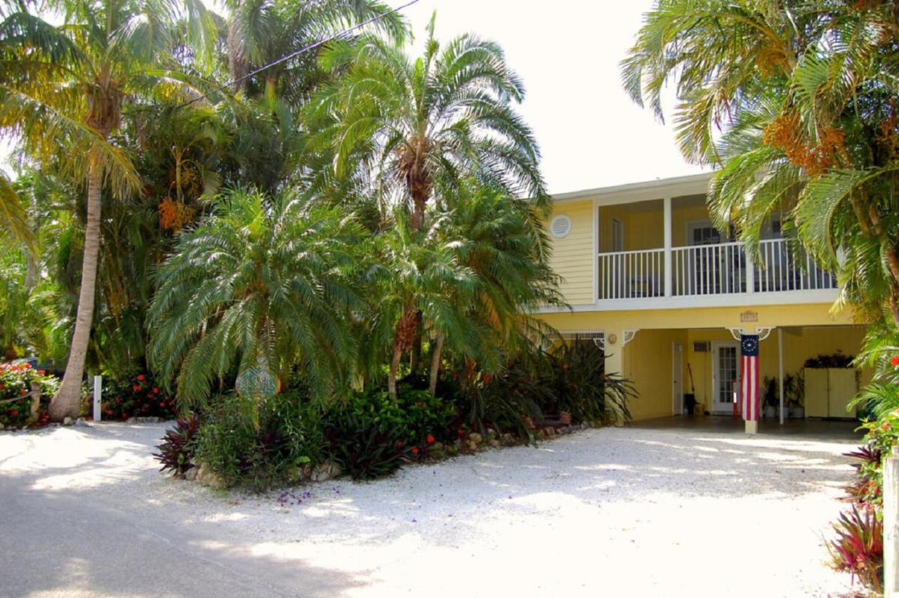 Siesta Palms By the Beach - B&B