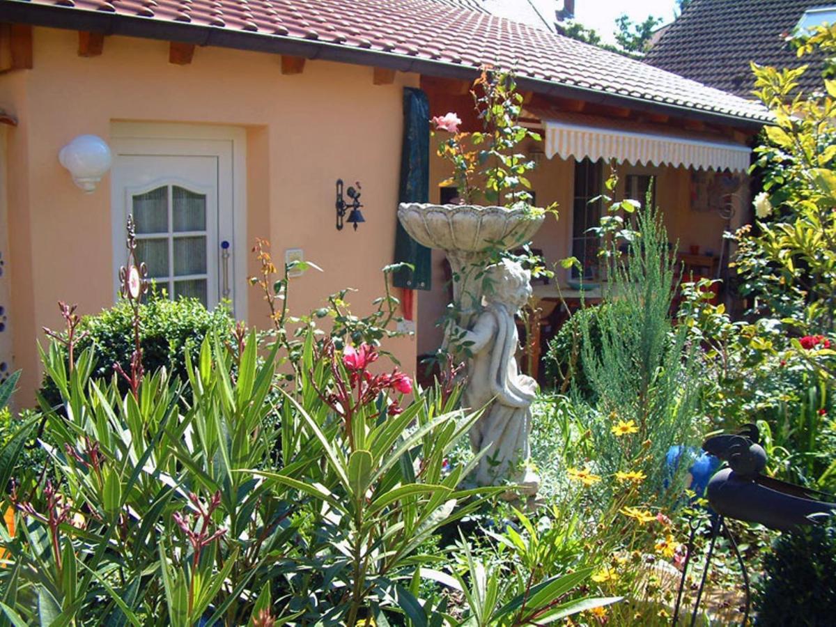 Anjas Ferienhaus Freiburg - B&B Friburgo in Brisgovia