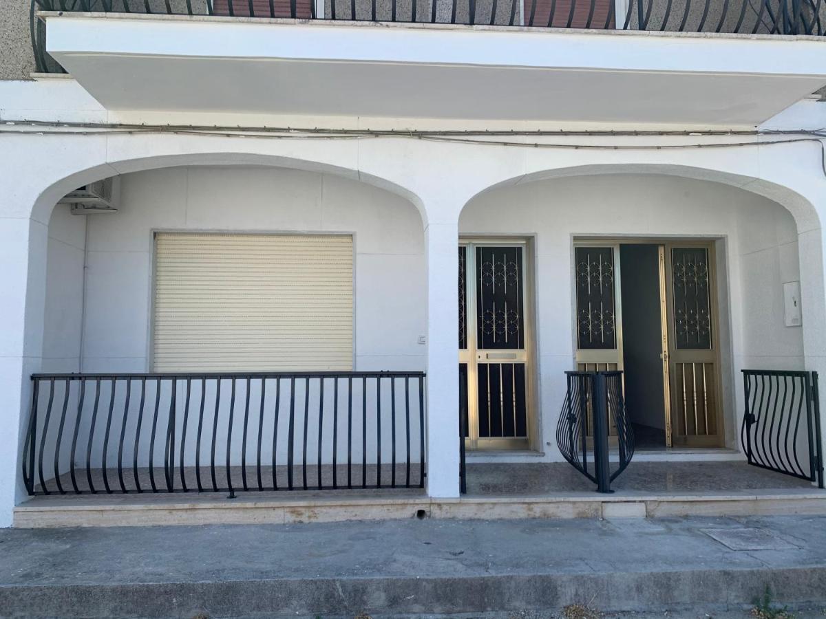 4 Colonne Holiday Apartment - B&B