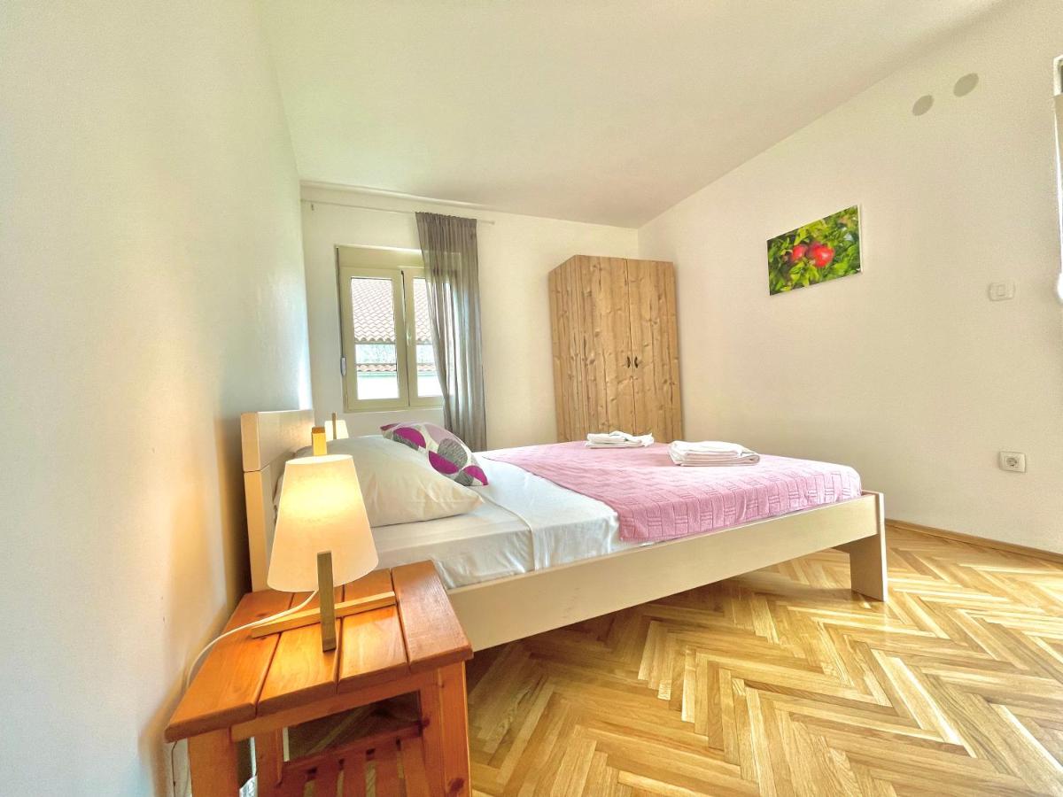 Appartamento con Vista Giardino