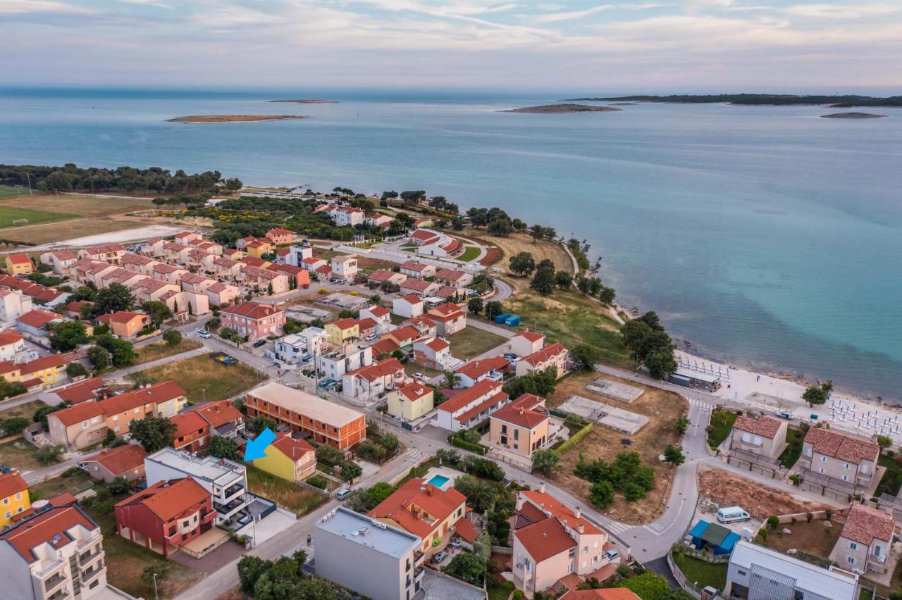 Villa Olea 150m to beach - B&B Medulin