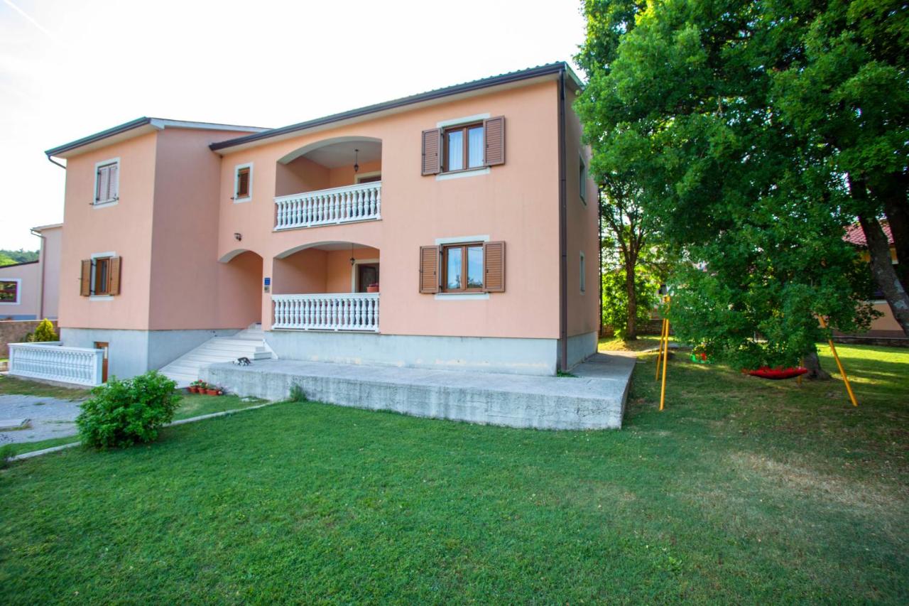 B&B Plomin - Apartmani Marica - Bed and Breakfast Plomin