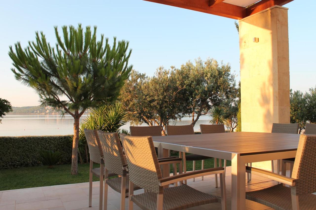 Duplex Appartement met 3 Slaapkamers, Terras en Uitzicht op Zee