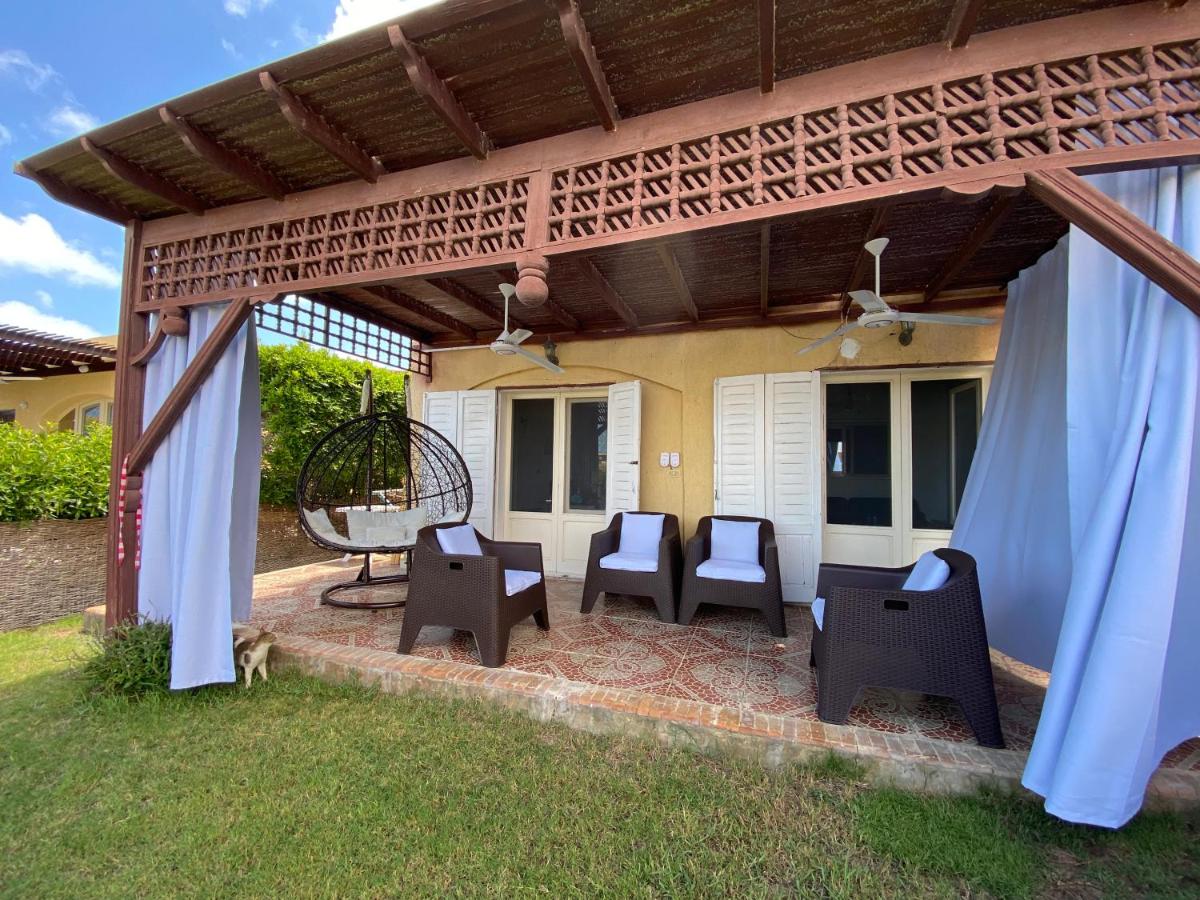 Chalet with backyard in North Coast near Marina & New Alamein الساحل الشمالي العلمين - B&B