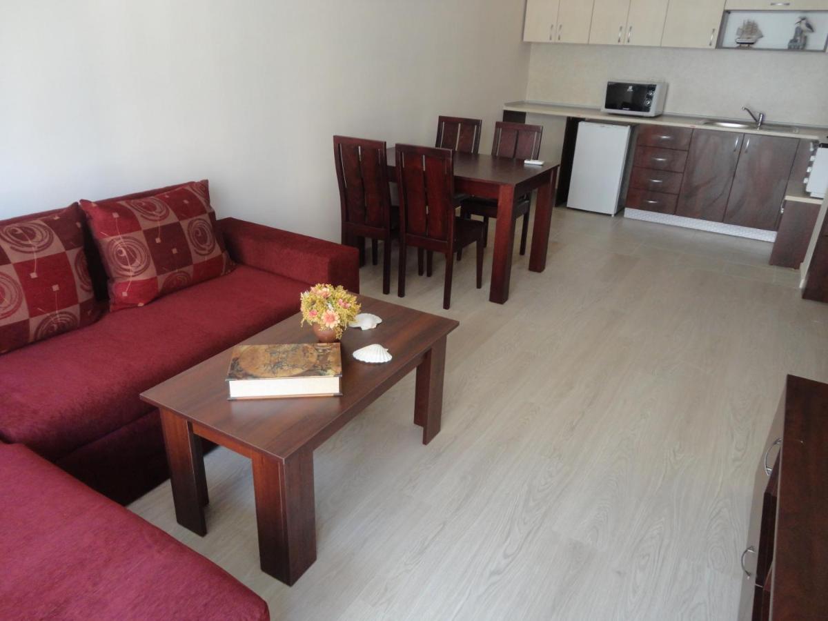 B&B Pomorie - Holiday Apartments in Pomorie - Bed and Breakfast Pomorie