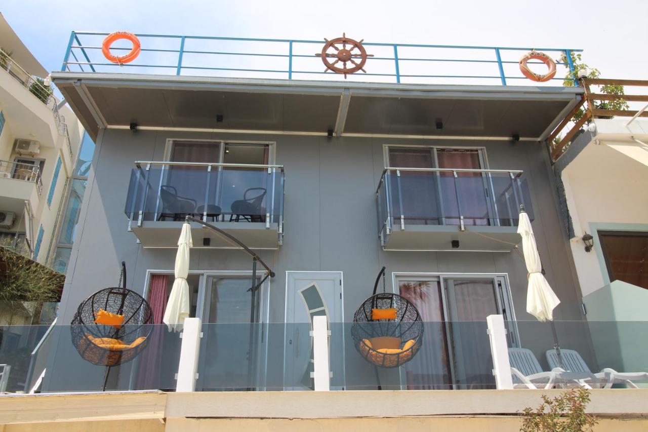 Yacht Villa - B&B