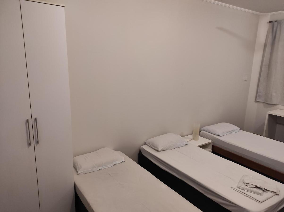 Habitación Triple con baño privado externo
