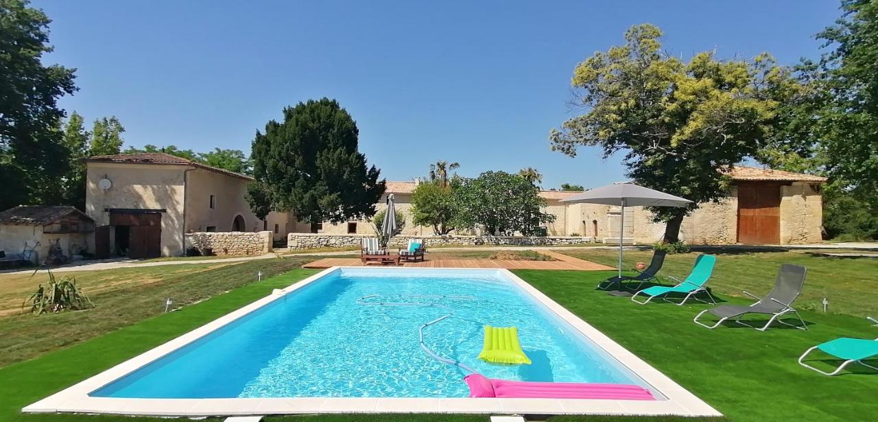 Domaine de Gaïa, Piscine, Pétanque, Ping-pong, proche Saint Emilion - B&B Guillac