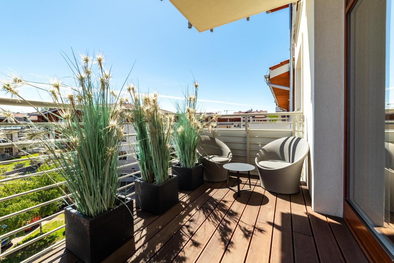 Black Pearl - Neptun Park by OneApartments - Ferienwohnung Danzig