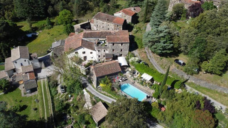 La Magnanerie de Camias - B&B