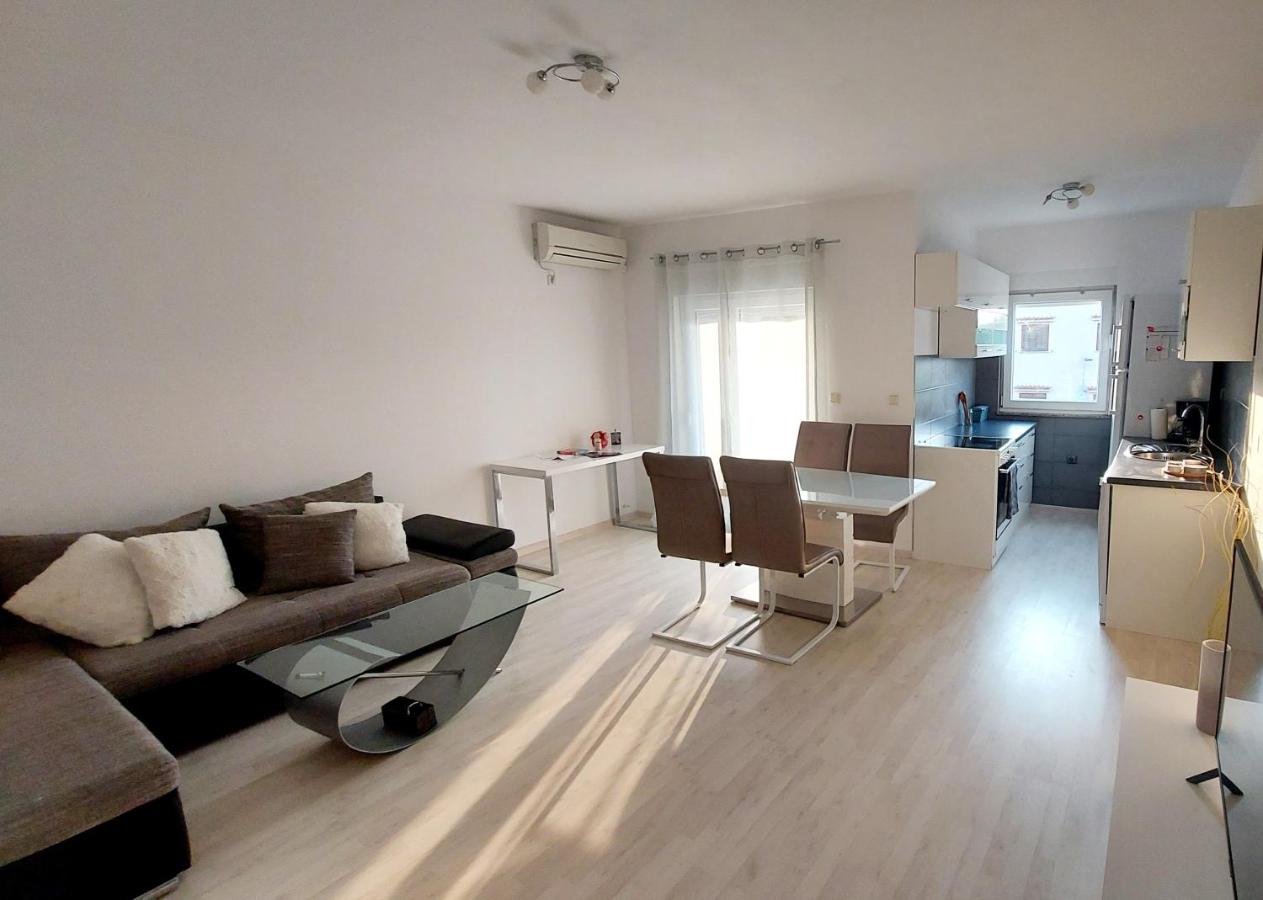 Apartman near Fažana-500 from the sea - B&B