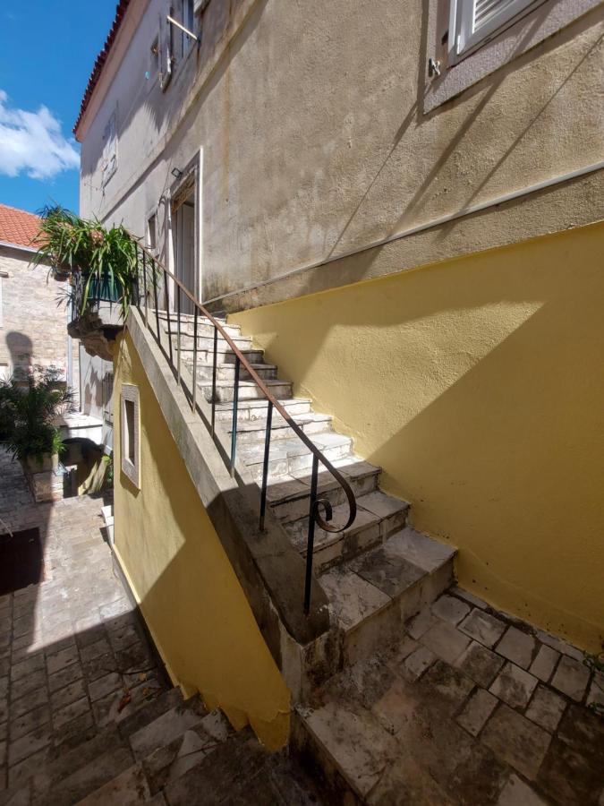 Old Town Experience - Studio Apartment - B&B Budva