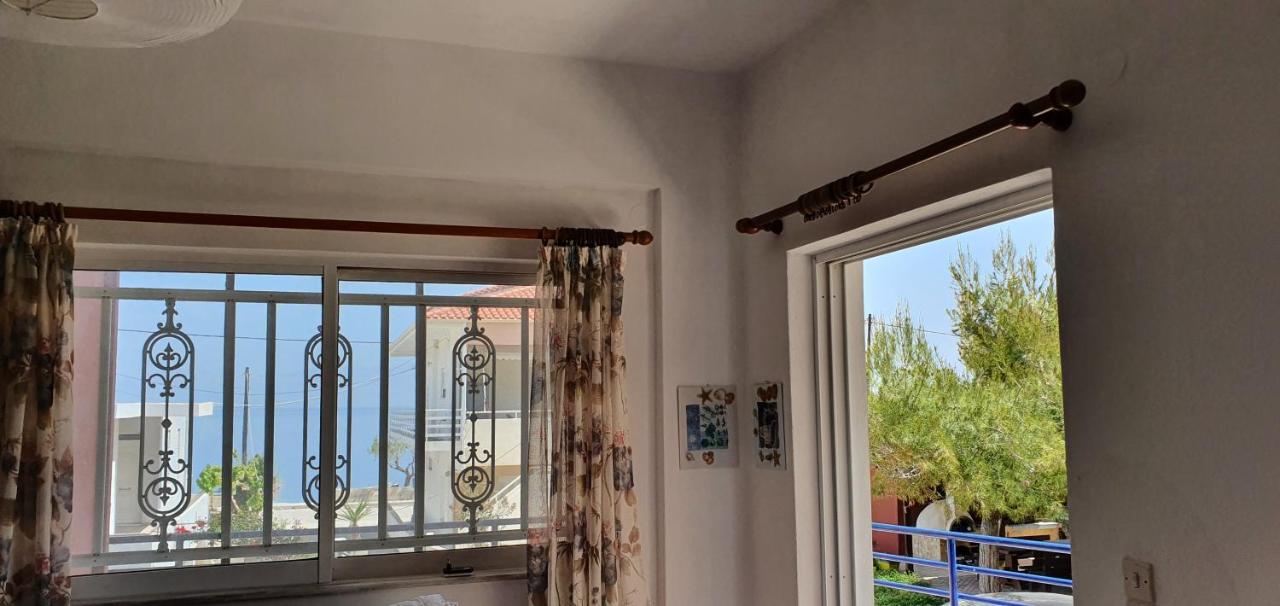 Apartment mit 2 Schlafzimmern und seitlichem Meerblick