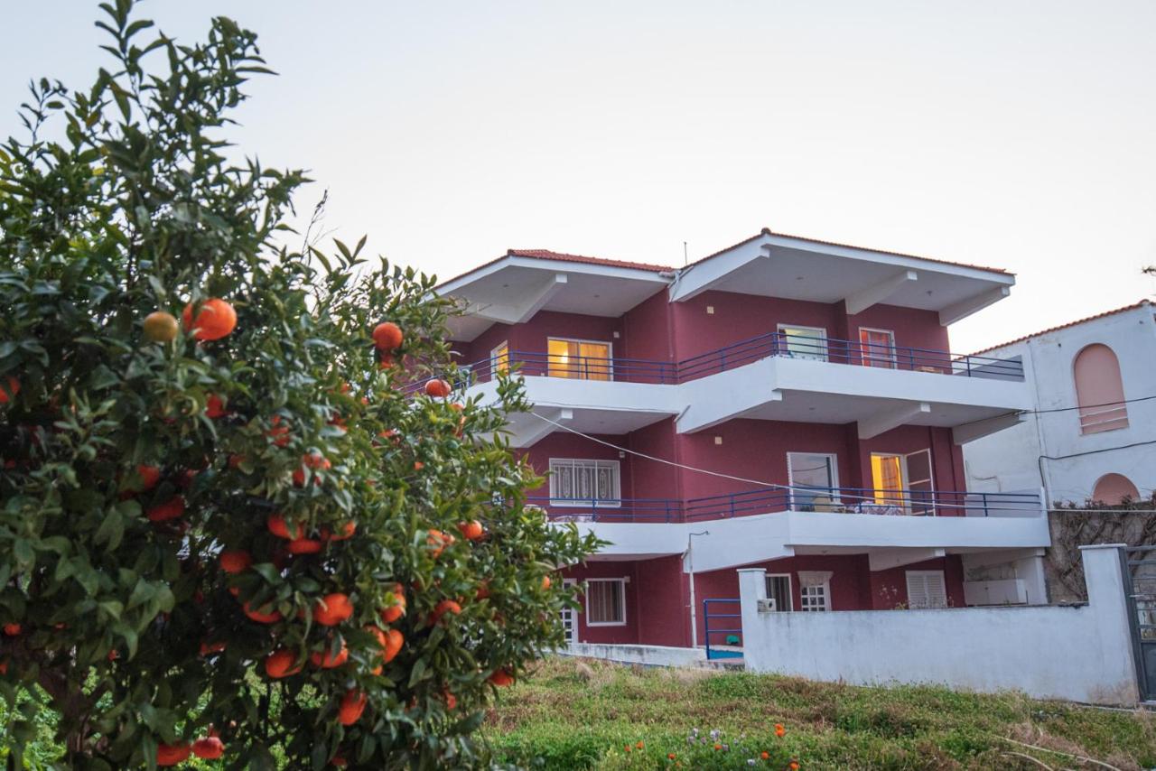 Lykoporia Beach Apartments - Ferienwohnung