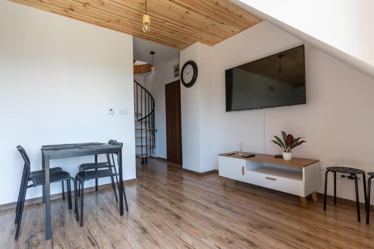 Apartamento con balcón