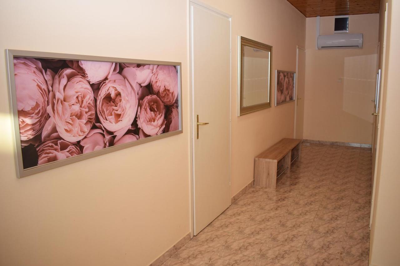 Lilian apartmanház - B&B Siófok