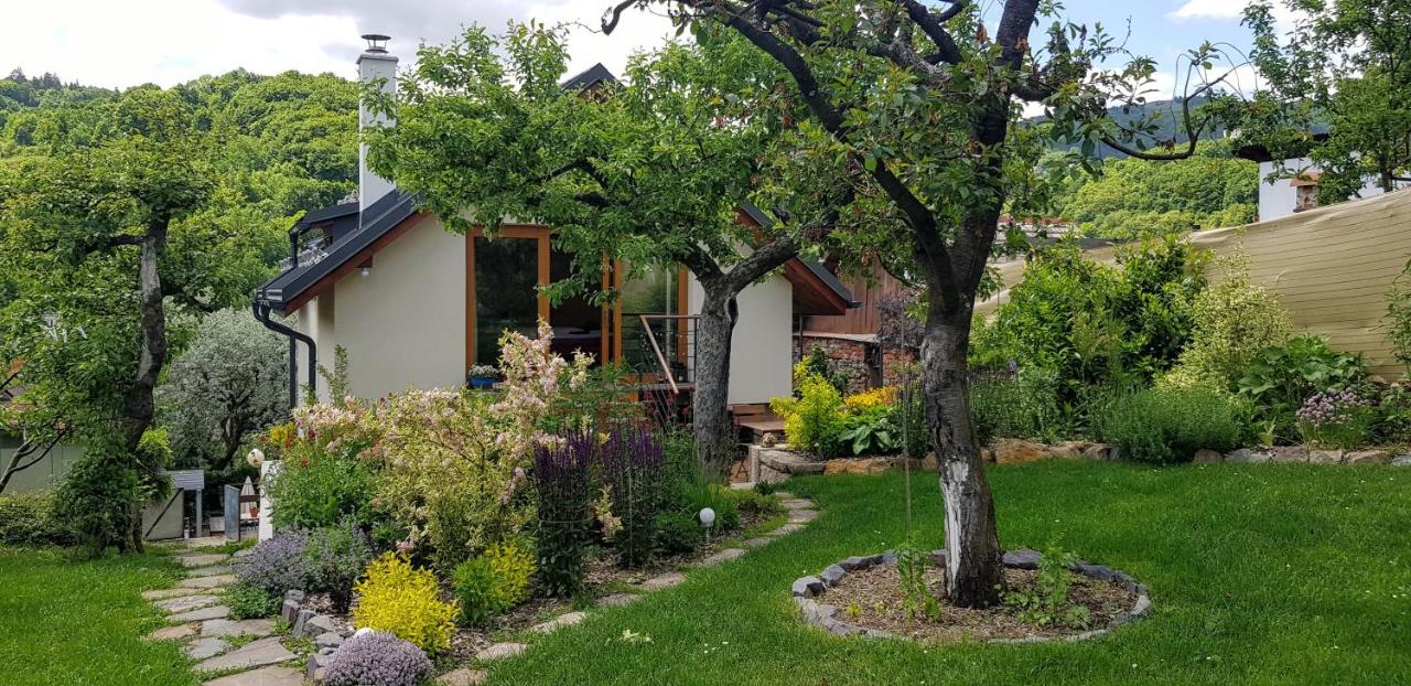 DOMČEK V ZÁHRADE - B&B Banská Štiavnica