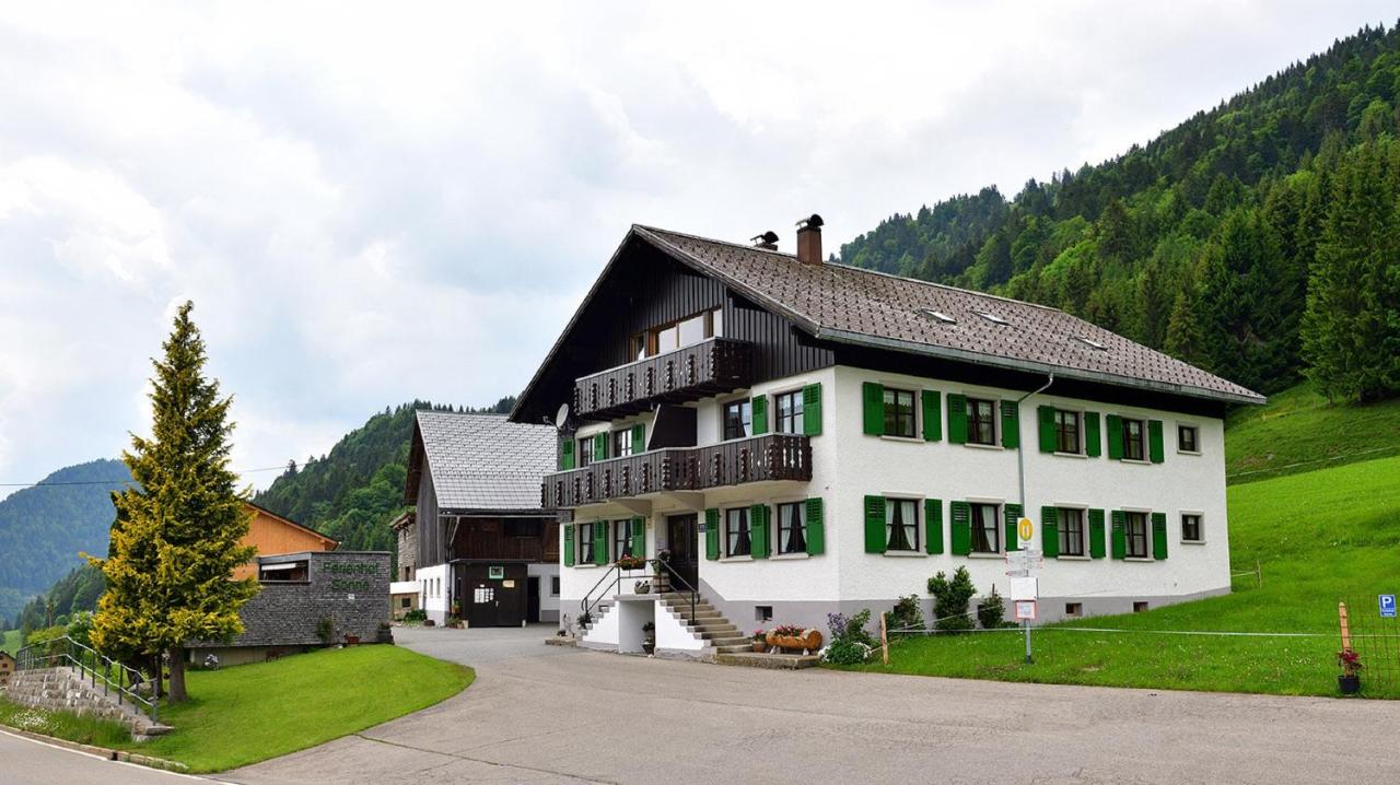 B&B Hittisau - Ferienhof Sonne - Bed and Breakfast Hittisau