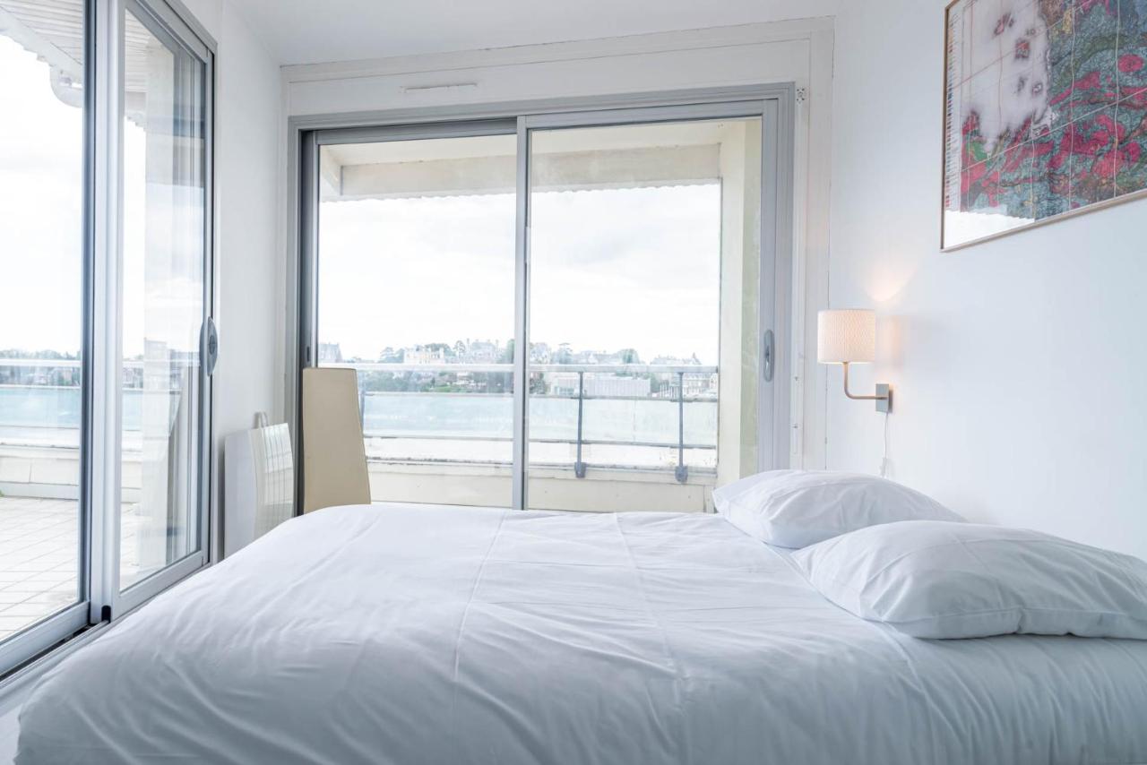 Apartment mit Terrasse und Meerblick