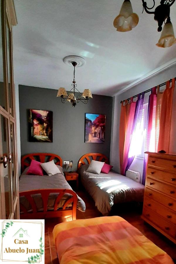 Casa Abuelo Juan - Benaocaz- 2 dormitorios - B&B Benaocaz