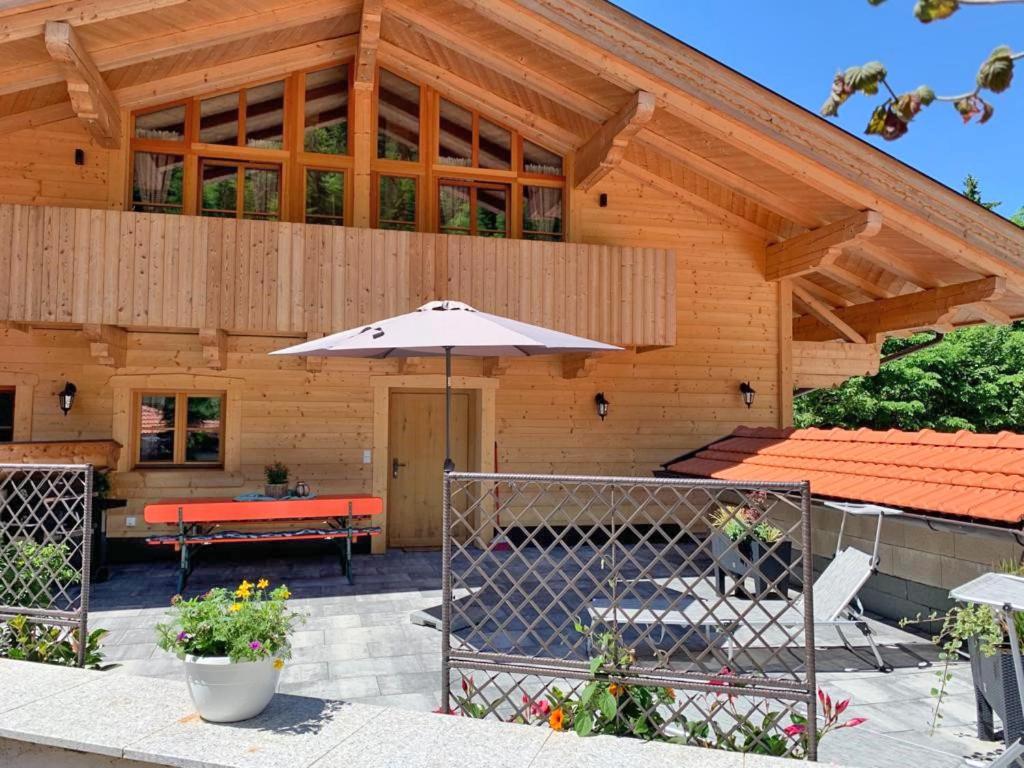 Ferienwohnungen Kieferbachtal - B&B