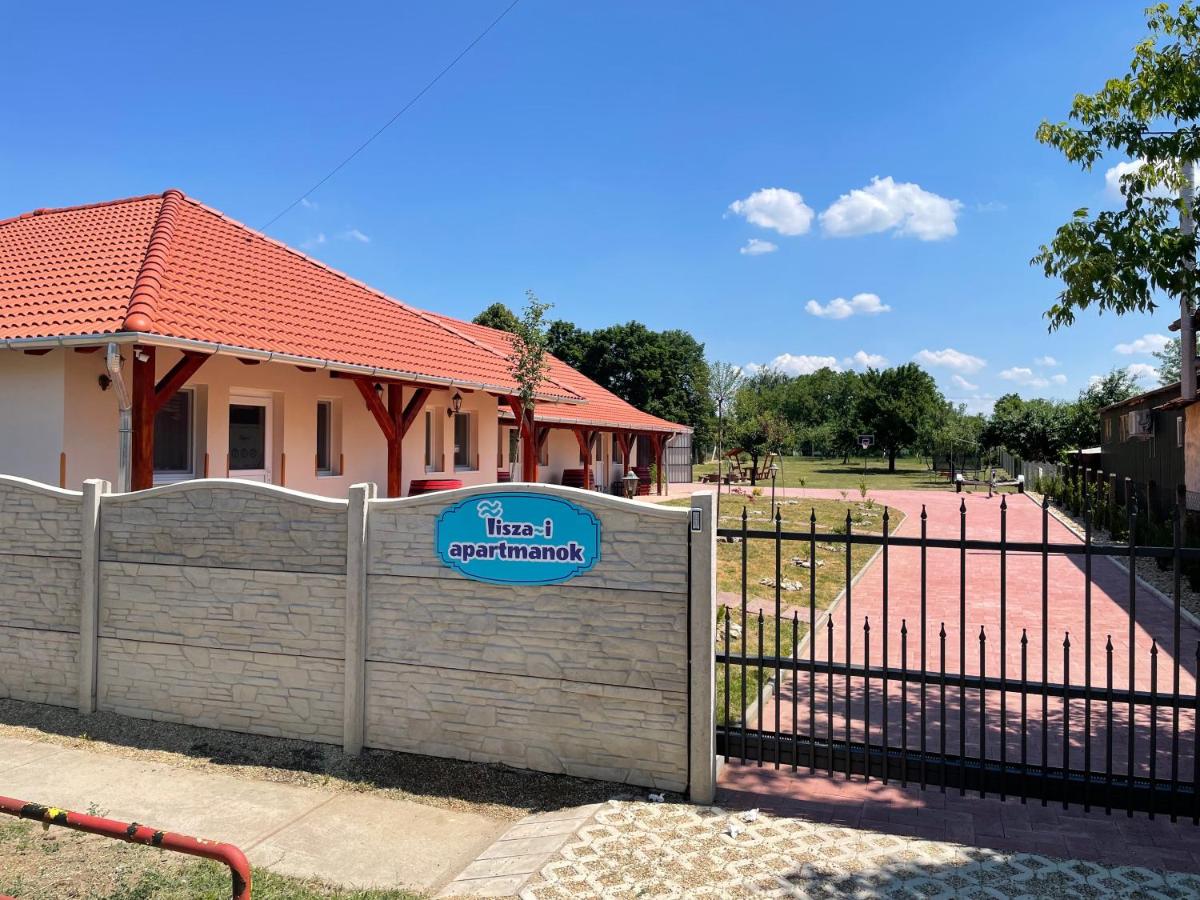 Tisza-i Apartmanok - Chambres d'hôtes Tiszafüred