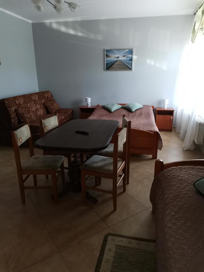 Vierbettzimmer mit Bad