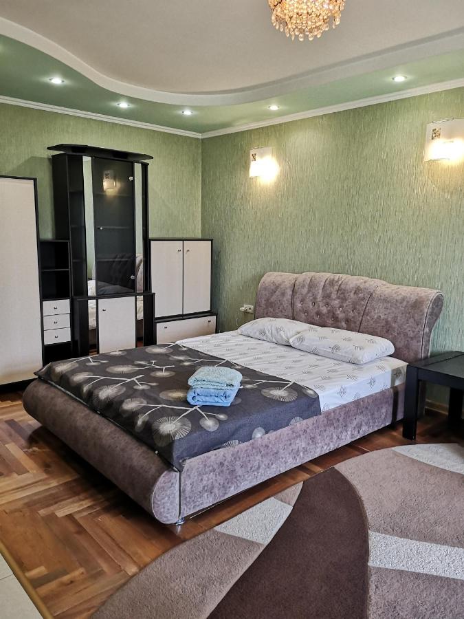 B&B Zaporijjia - Уютная квартира возле CITY Mall - Bed and Breakfast Zaporijjia